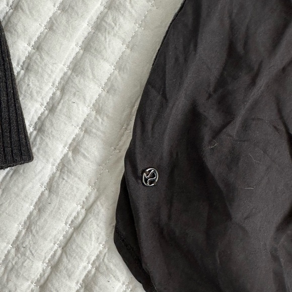 A69 Lululemon Unity Pullover Sweater Heathered Black 8 - Picture 5 of 6